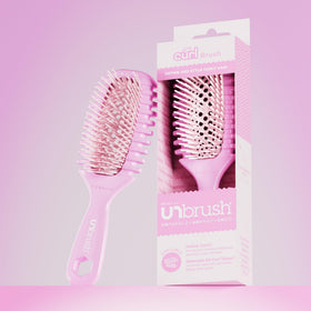 FHI Heat long and mini bristle detail showing smoothing and curl definition