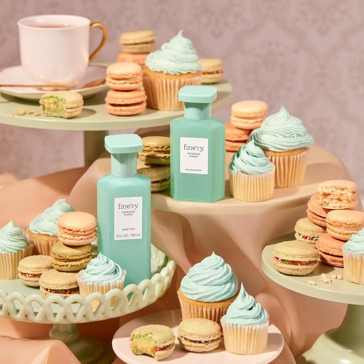 Fine'ry pistachio and almond ingredient detail highlighting creamy gourmand notes