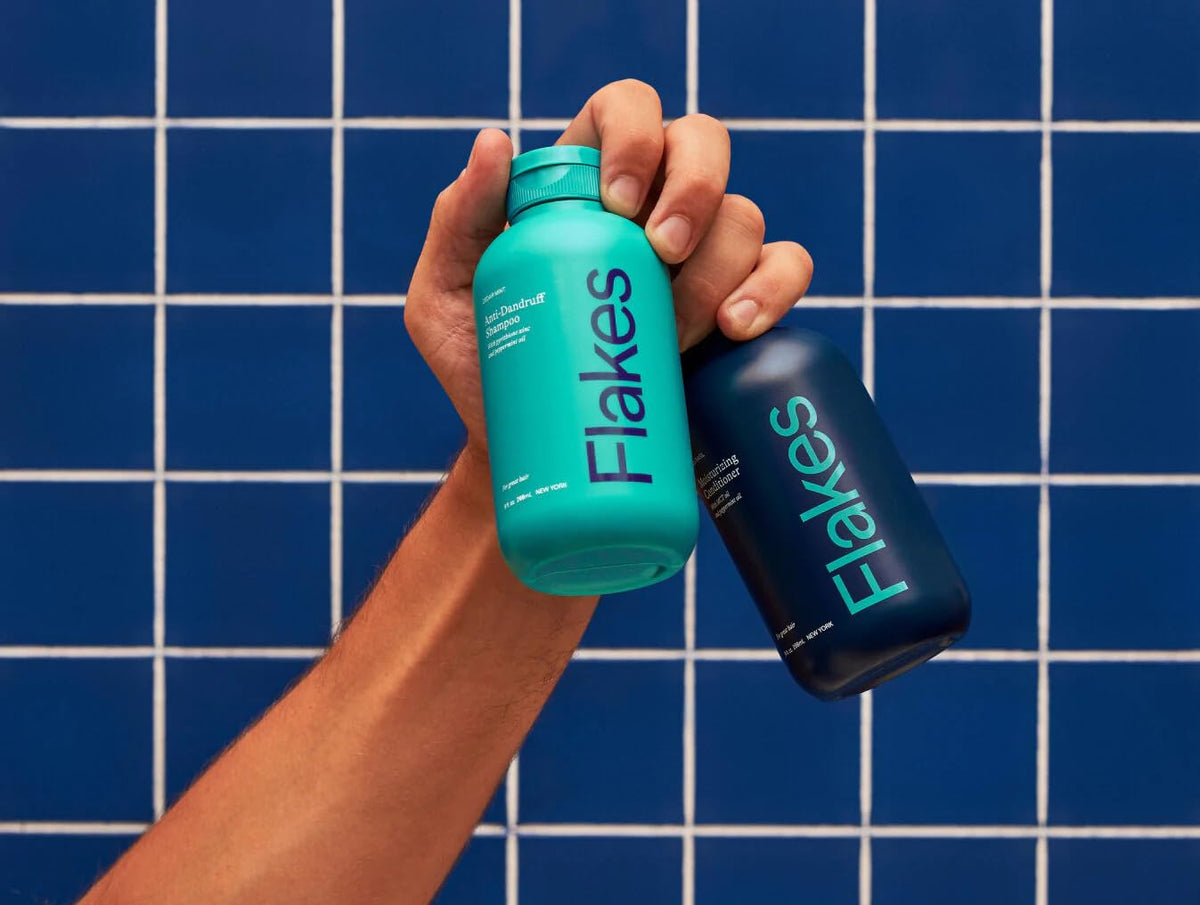 Flakes in shower lifestyle use demonstrating comforting scalp care routine