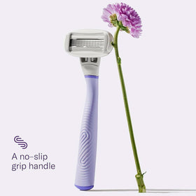 Flamingo blade edge detail highlighting stainless-steel sharpness benefit