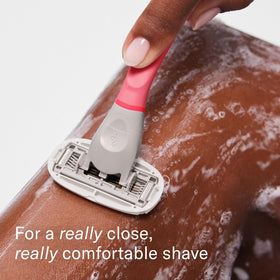 Flamingo razor in bathroom lifestyle scene demonstrating easy shower access