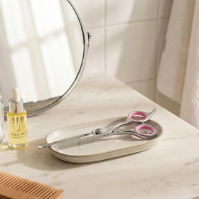 FLCJYLJXF with cleaning cloth illustrating easy maintenance and rust resistance