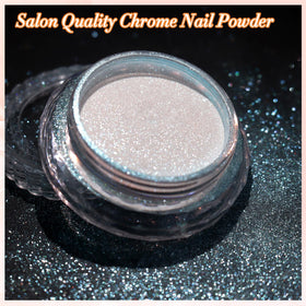 FNNZ applied on false nail tip revealing multichrome oceanic reflection and glossy finish