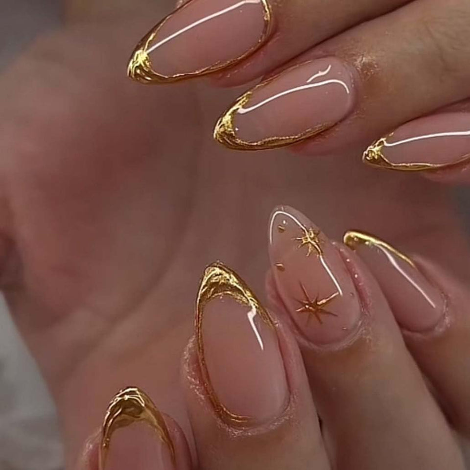 Foccna front packaging showing almond nails and included accessories benefit quick start