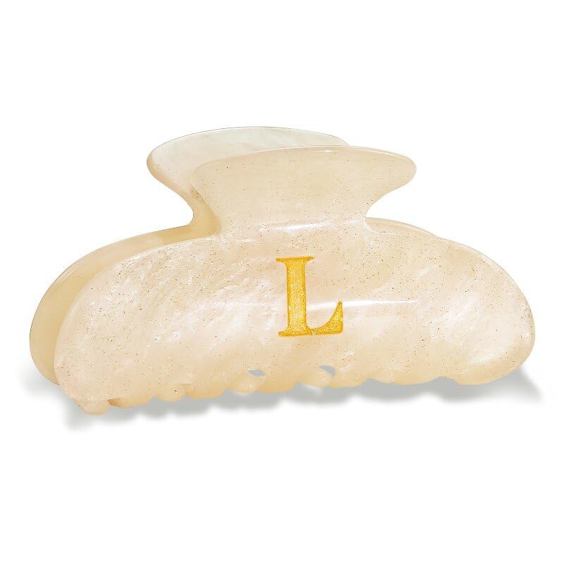 Fohufo front view of letter L clip showing stylish monogram and benefit of personalization