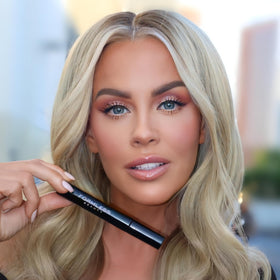 Formless Beauty wand close-up showing brush design for lift and separation