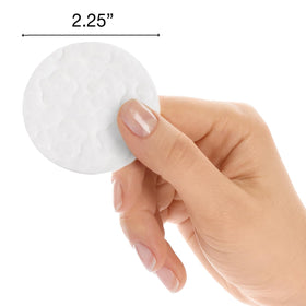 ForPro embossed floral close-up highlighting bonded layers and lint-free benefit