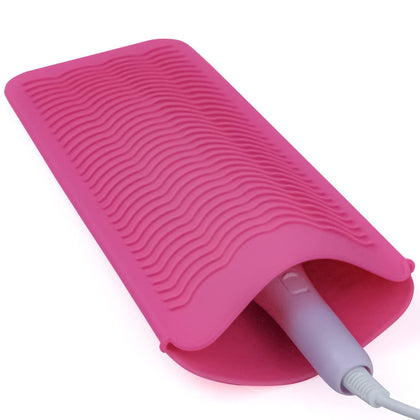 Fouews pouch front view showing compact heat protection and tidy storage