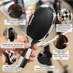 FRAMAR close-up of flexible bristles demonstrating gentle detangling action