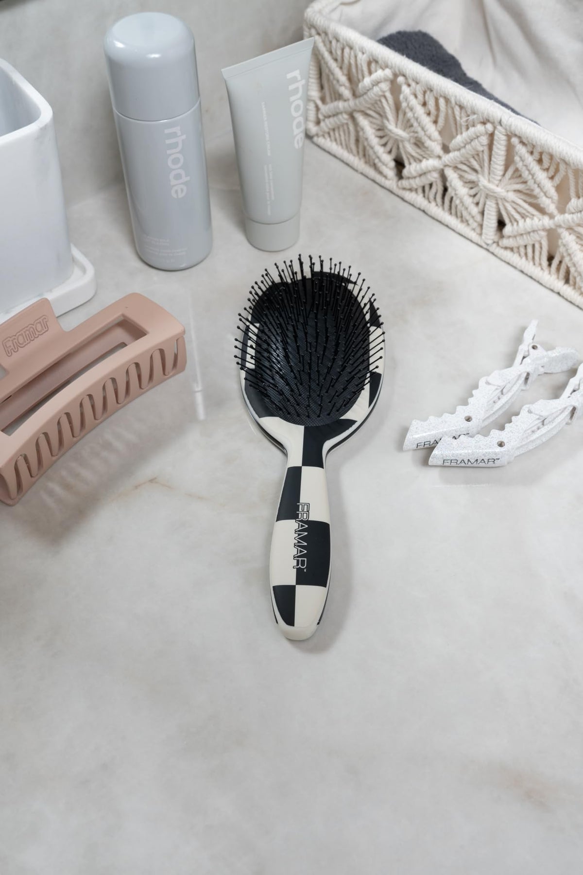 FRAMAR brush on vanity with accessories for a stylish, travel-friendly look