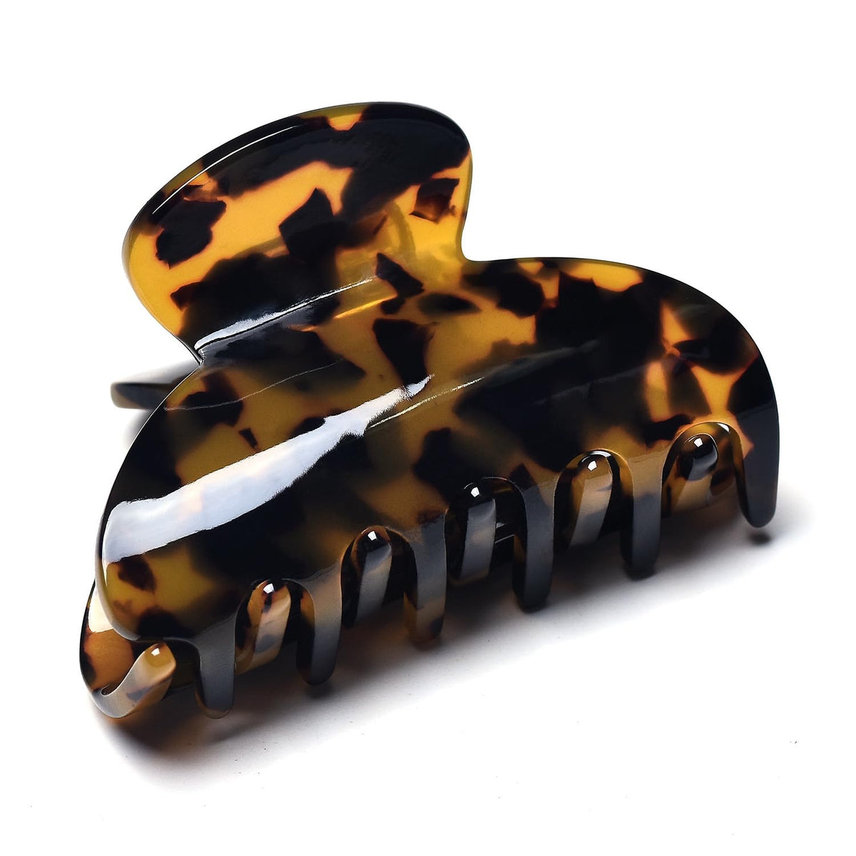 Fsmiling leopard-pattern clip isolated to show bold print that accents outfits
