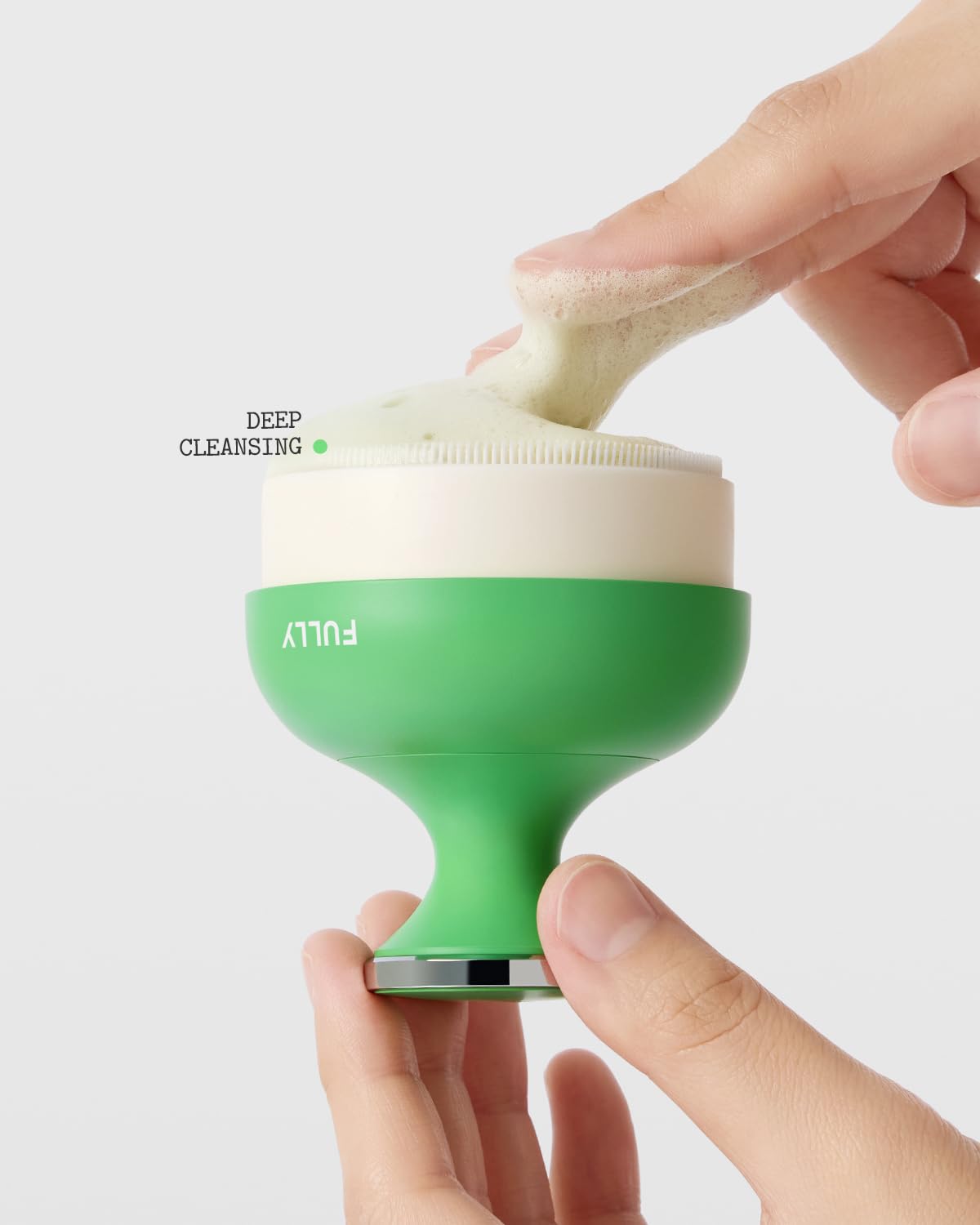 FULLY close-up of 2,000 micro-bristles highlighting gentle exfoliation benefit
