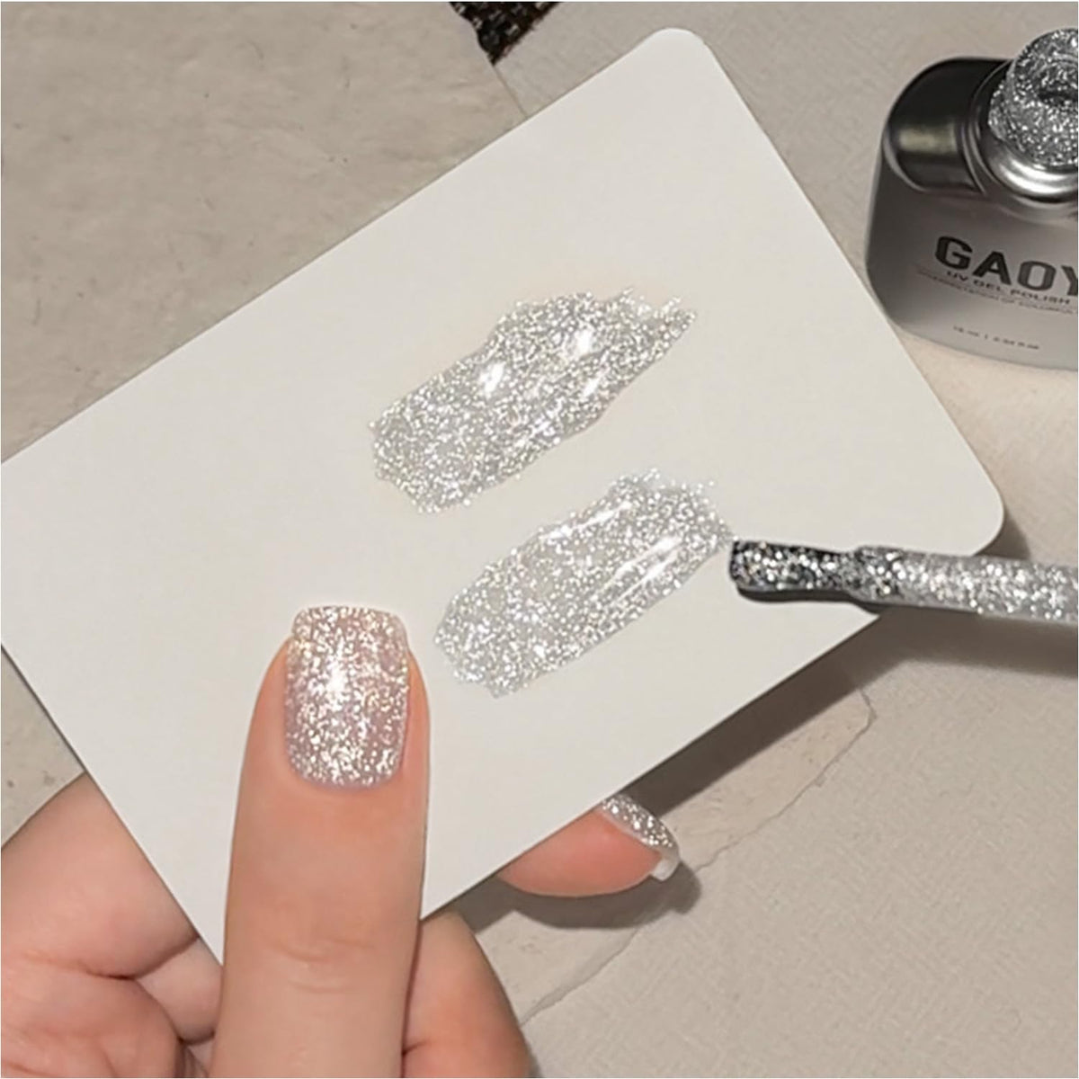 GAOY front packaging of 3900 Hoar Frost showing reflective sparkle and luxury finish