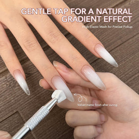 GAOY gel texture close-up displaying creamy, highly pigmented formula for smooth blends