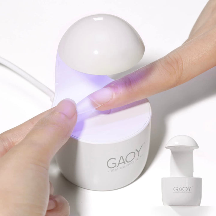 GAOY front view of mini UV lamp showing compact design and quick curing benefit