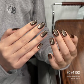 GAOY on-hand nail swatch showing holographic cat eye effect and wearable finish