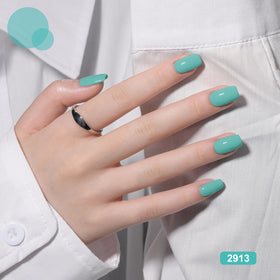 GAOY gel polish texture swatch showing creamy blue finish for smooth coverage