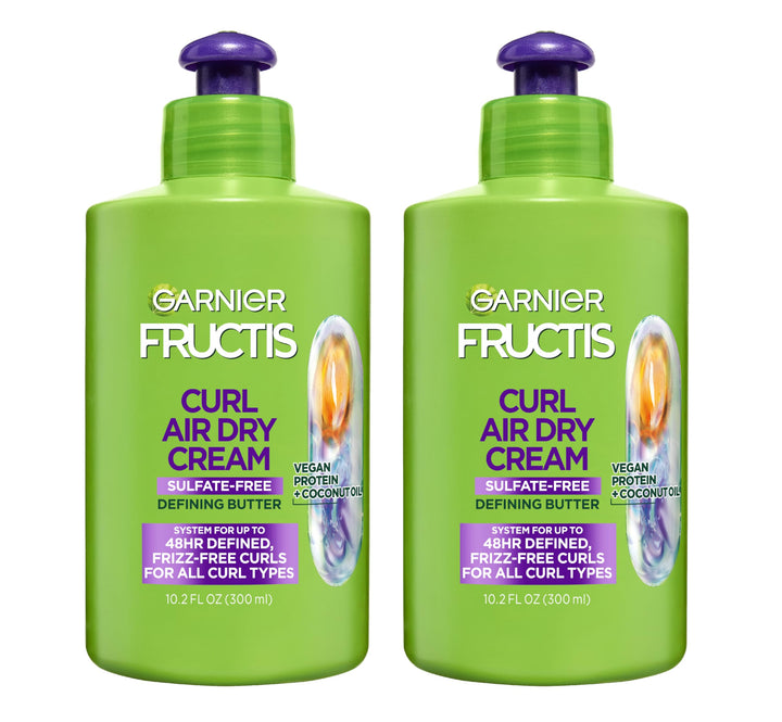 Garnier front packaging shows product and benefits for defined curls