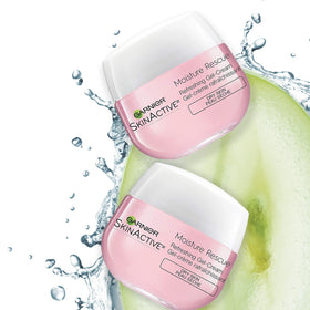 Garnier jar held in hand to show size and travel-friendly benefit