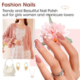 GELLEN polish applied on fingers demonstrating neat, glossy result