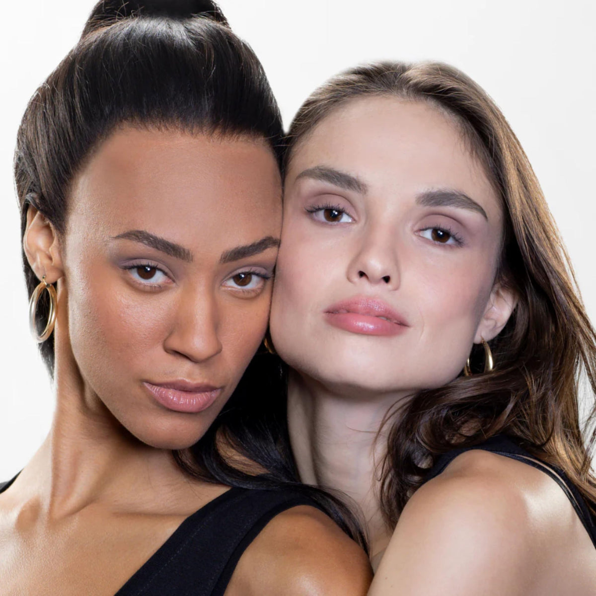 GEN SEE on vanity with brushes showing everyday styling inspiration