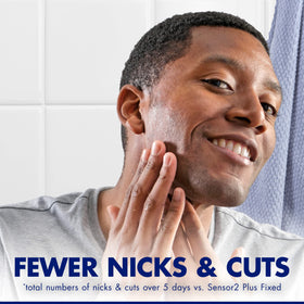 Gillette Sensor3 Lubrastrip detail showing glide-enhancing strip for smoother strokes