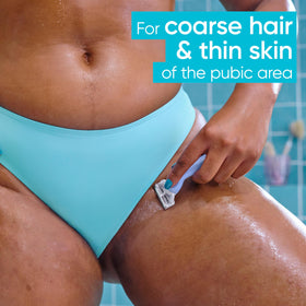 Gillette Venus back blade detail showing precision shaping and trimming control