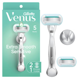 Gillette Venus front packaging showing kit contents and benefits