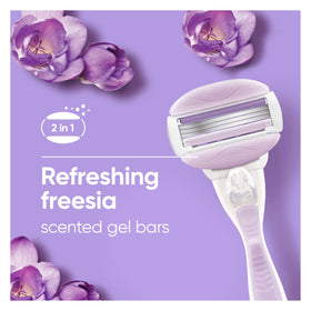 Gillette Venus razor angled blade view illustrating three-blade close shave