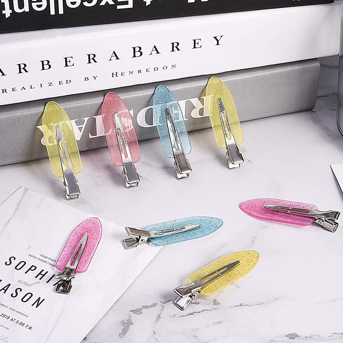 Gingbiss clip securing bangs without leaving marks for gentle hold