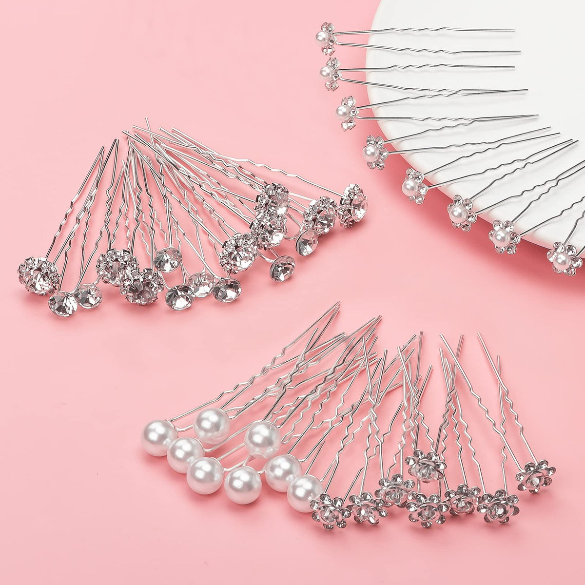 Gingbiss scale comparison in hand illustrating pin length and easy handling for stylists