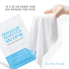 Gisdo single wipe unwrapped on hand, ready to remove makeup quickly and hygienically