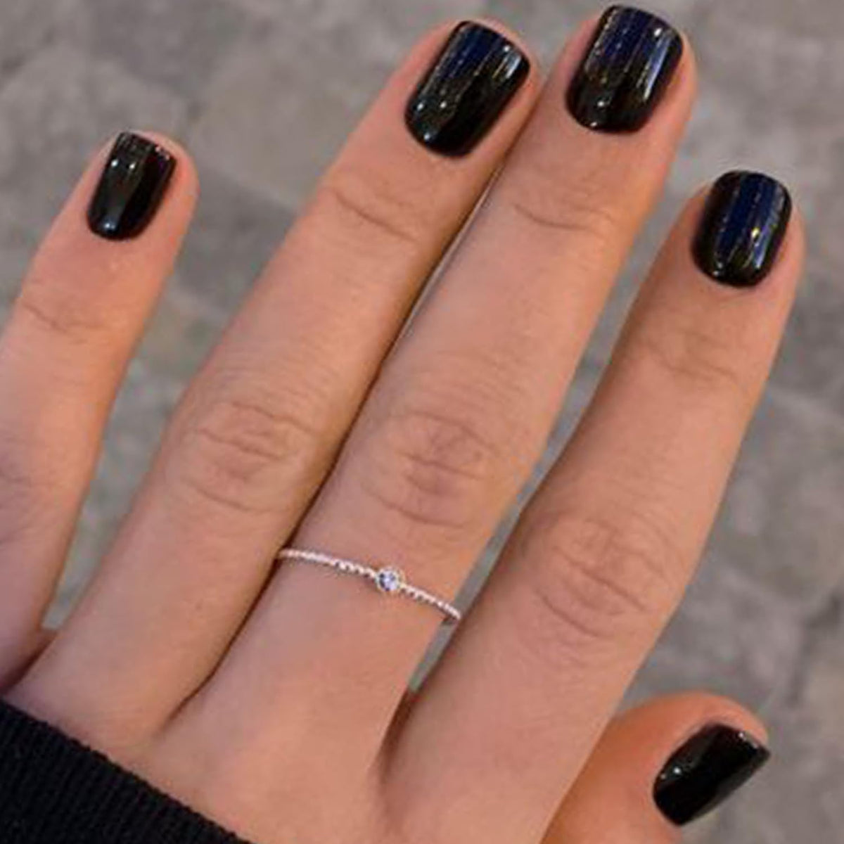 GLAMERMAID applied on hands showing short squoval fit and everyday comfort