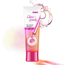 Glow & Lovely open jar texture demonstrating creamy hydration and smooth feel