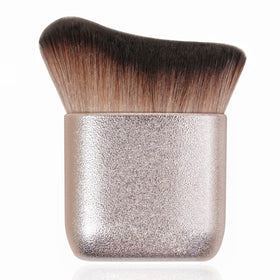 GOERTI brush front view showing shape and quick full-coverage benefit