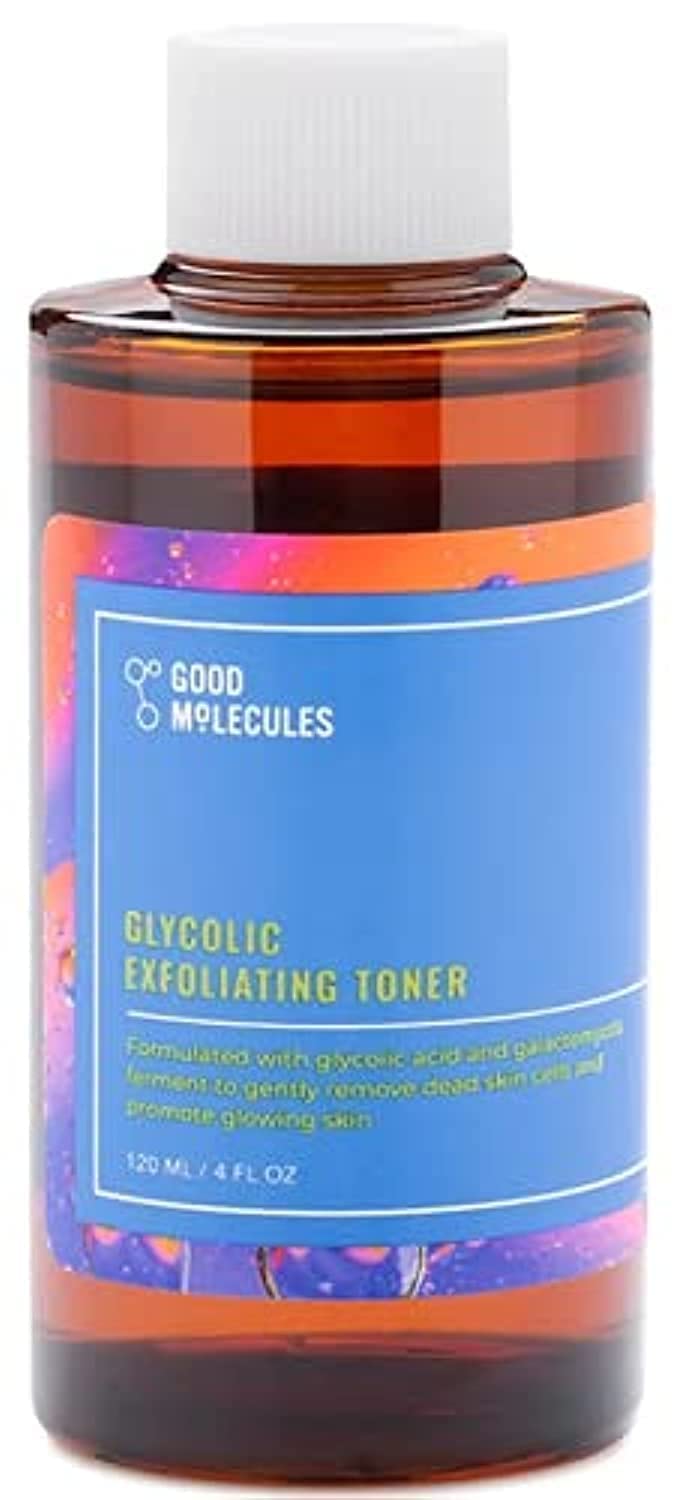 Good Molecules front bottle showing label and benefits for resurfacing