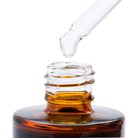 Good Molecules squalane with olives illustrating 100% olive-derived ingredient