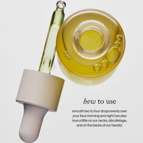 goop label close-up listing key botanical ingredients and free-from claims