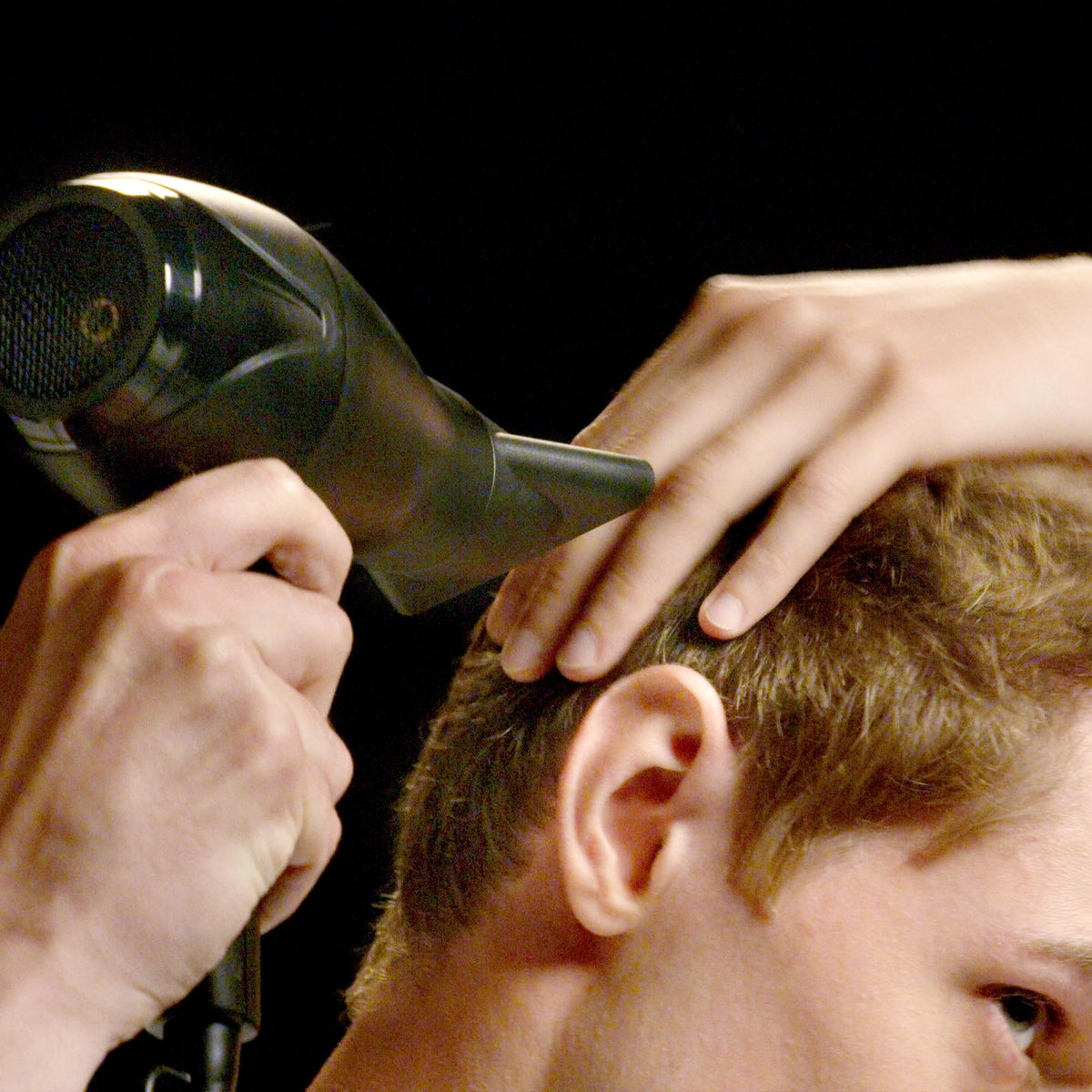 outdoor casual hairstyle using got2b clay showing everyday low-shine hold