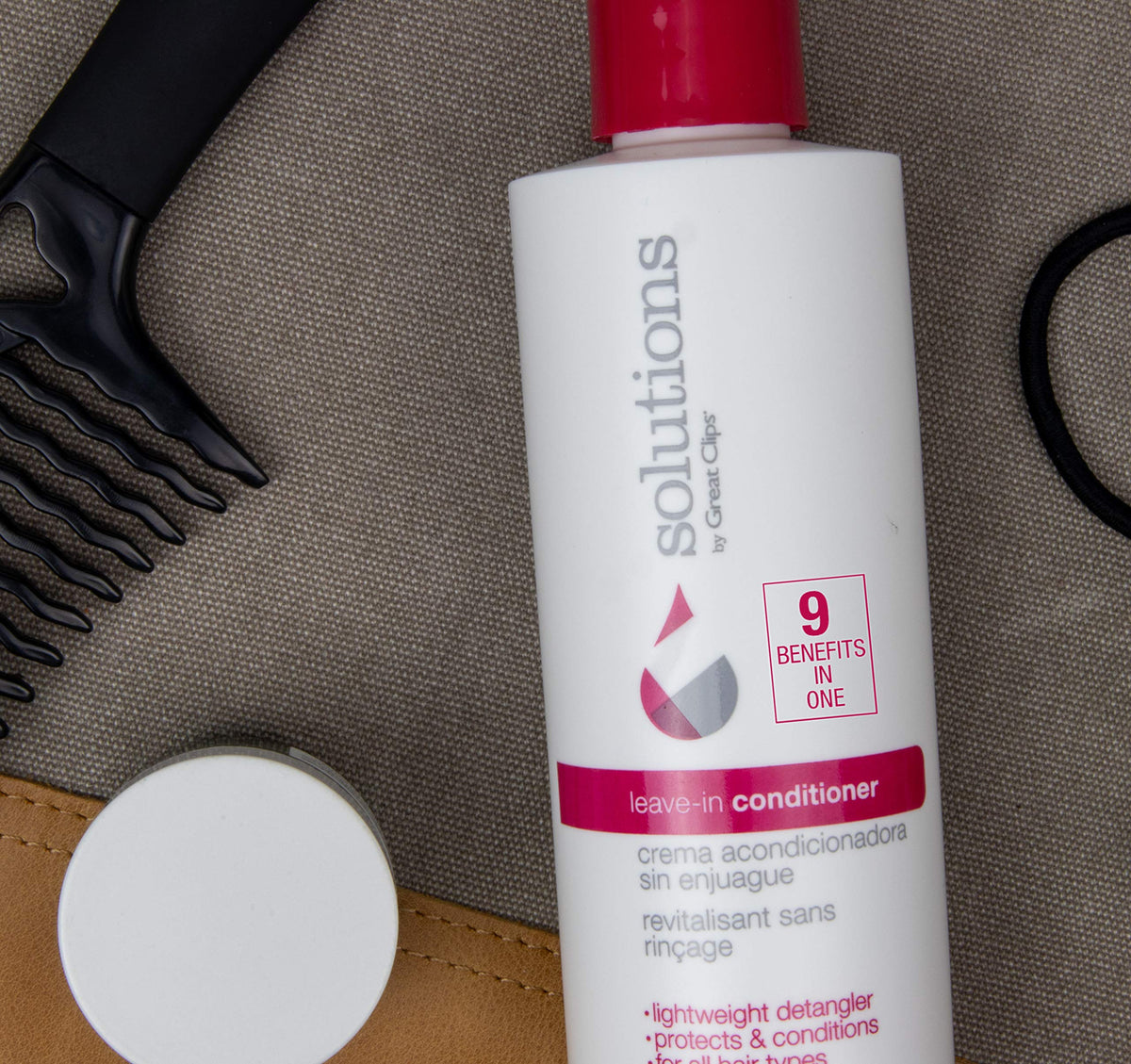 GREAT CLIPS close-up mist texture demonstrating fine spray for lightweight hydration benefit