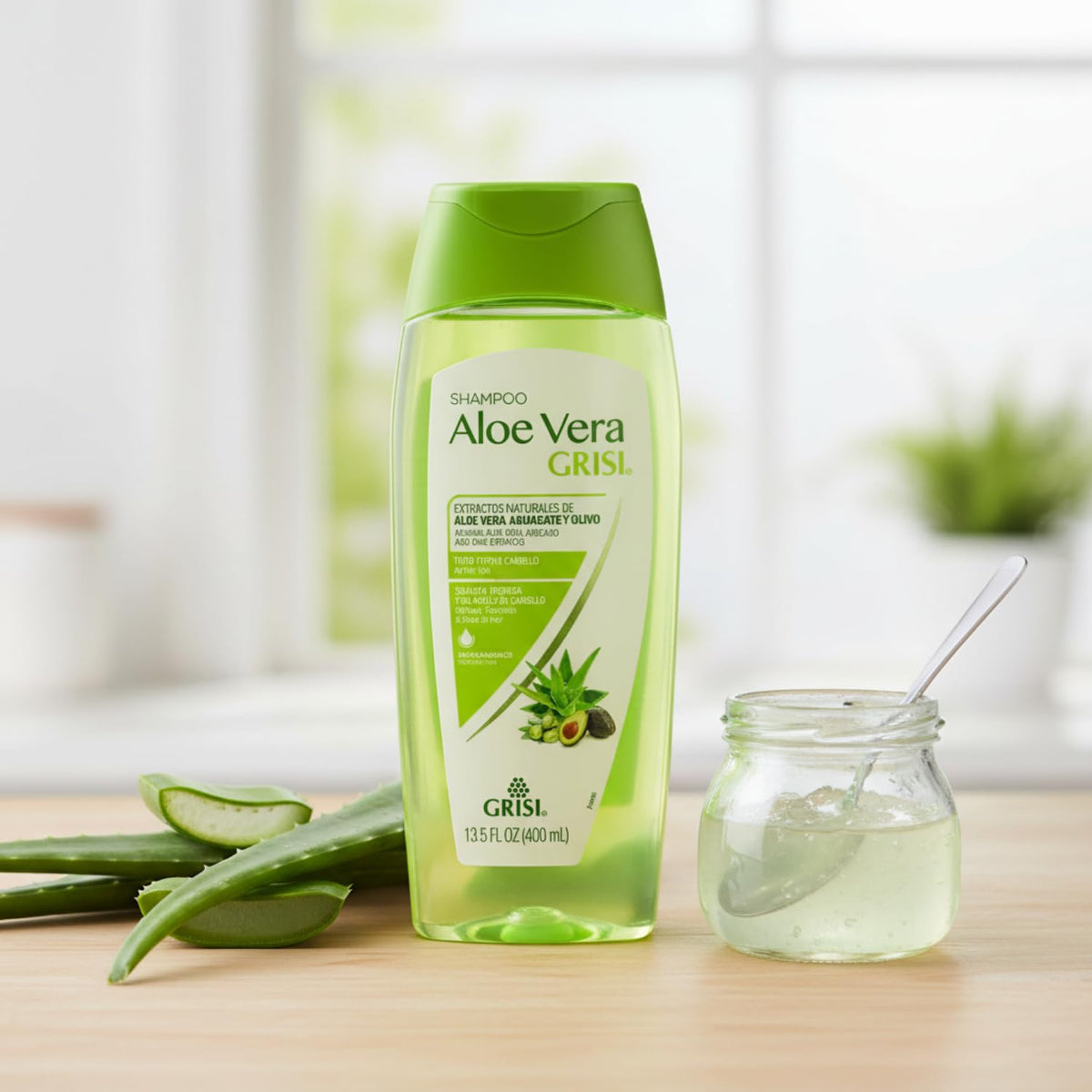 Grisi bottle beside aloe leaf highlighting natural extract benefits