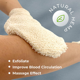 GUARD&MARINE mitt worn on hand demonstrating controlled cleansing