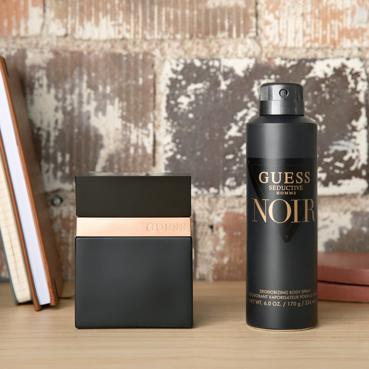 GUESS Seductive Noir bottle cap and glass texture, brand premium detail