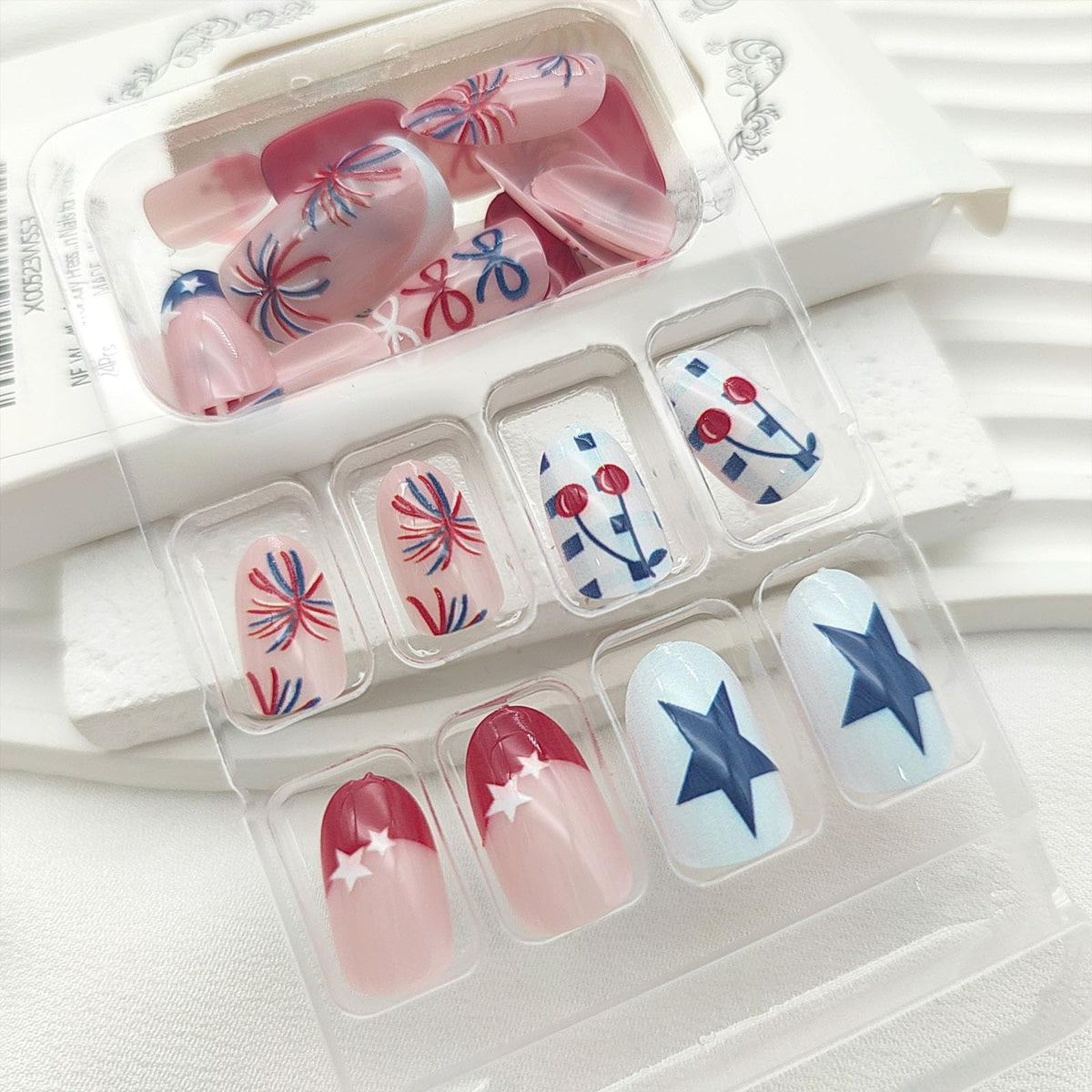 GXOIPNS layout of 24 nails, 24 jelly stickers, file and wooden stick for fit options