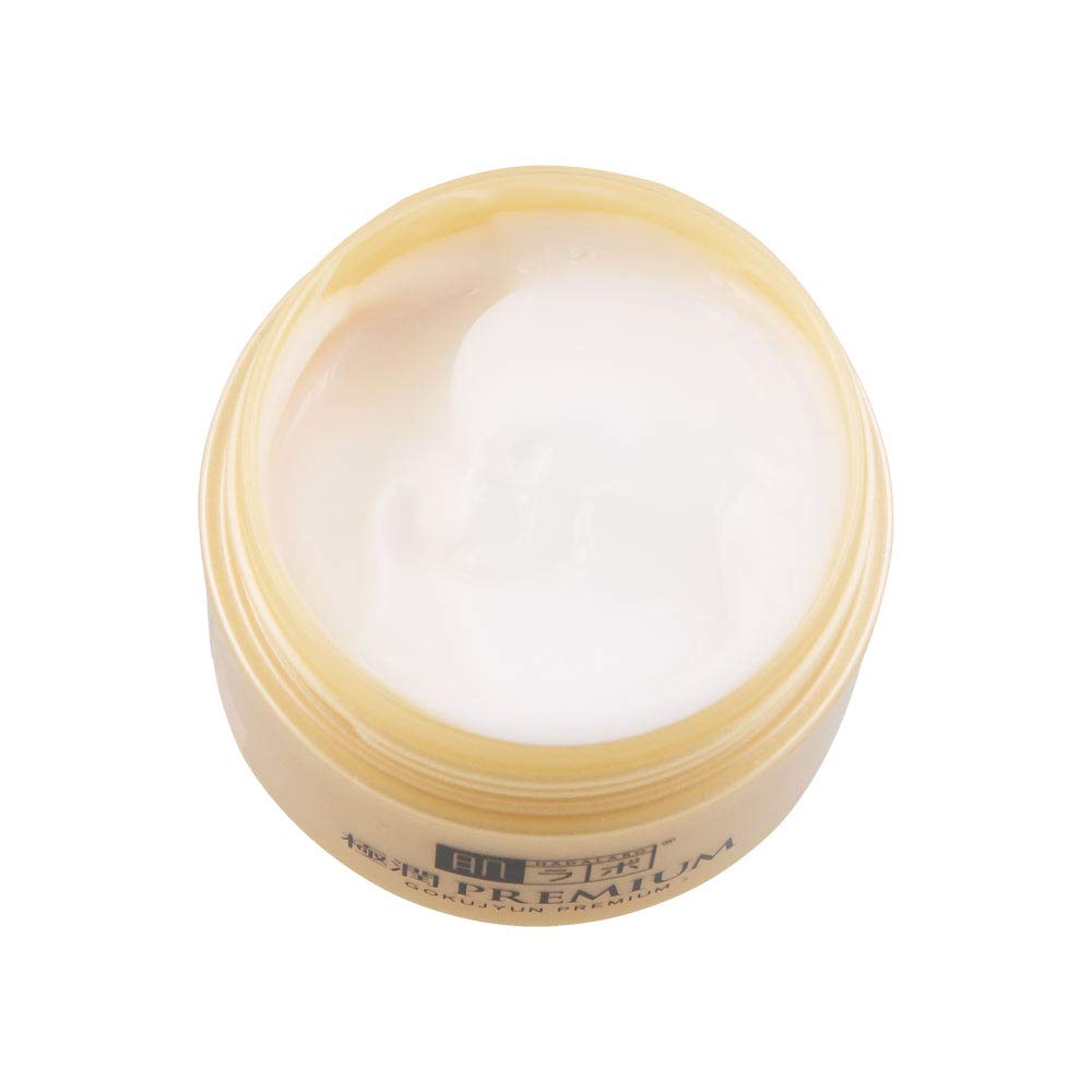 肌ラボ open jar top view showing clean hygienic packaging benefit