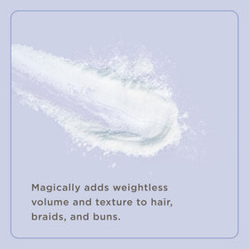 Hairitage close-up of powder texture illustrating lightweight grip