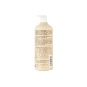 Hairitage close-up label and pump demonstrating easy dispensing and clarity