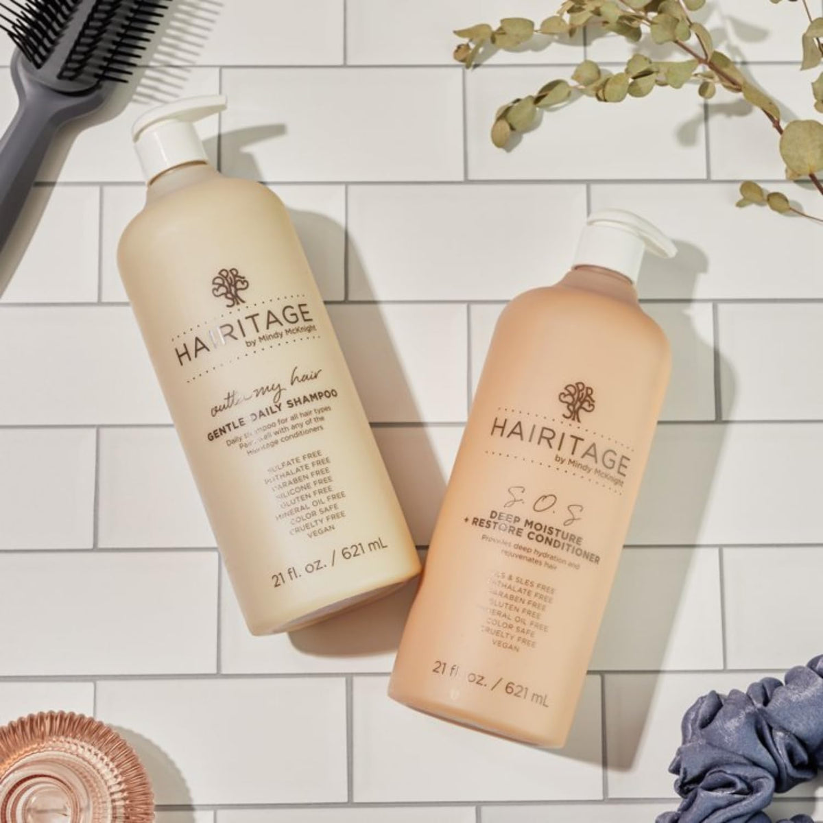 Hairitage lather texture close-up illustrating lightweight foam and gentle cleanse