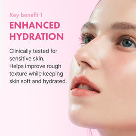 Hanskin used with a cotton pad removing residue for smoother pores