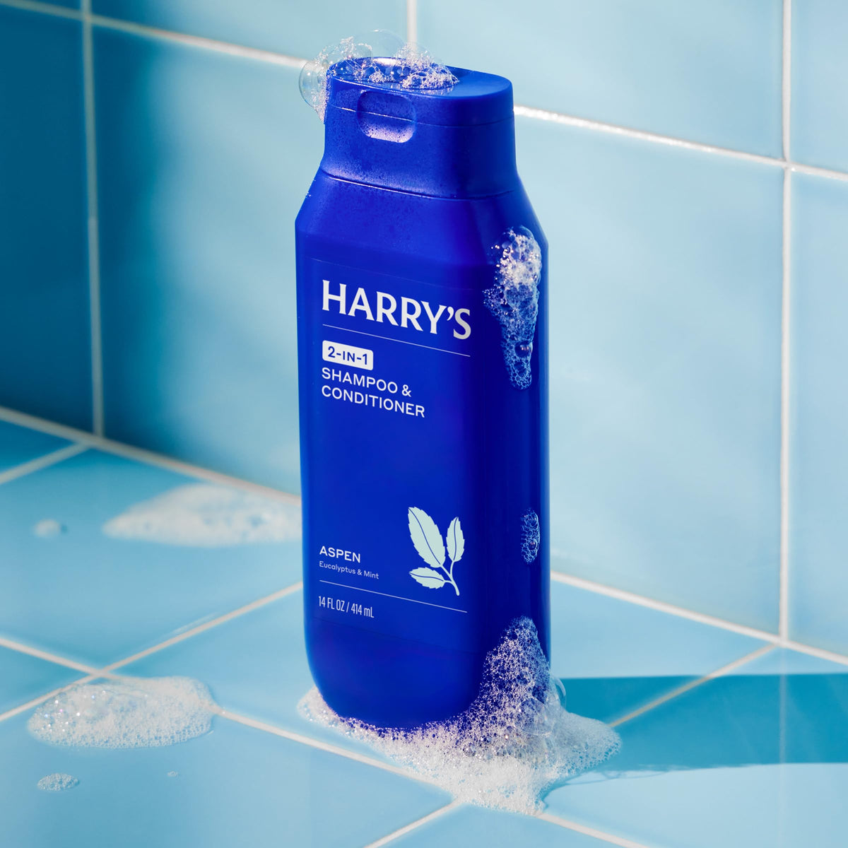 Harry's close-up pump and label detail highlighting easy dispensing